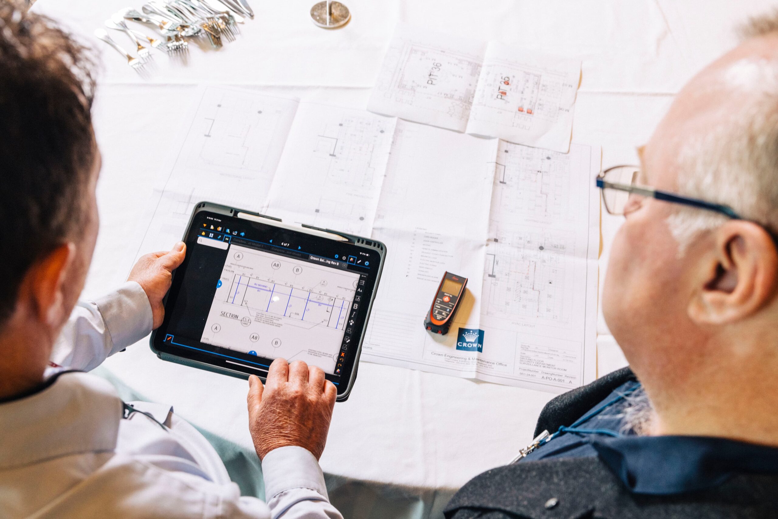 SYMMETRYCOMMERCIAL_CROWN_NOV2024A-9506 - c